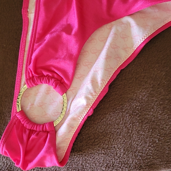 Victoria's secret fucsia gold O-ring cheeky bikini bottom - Picture 3 of 10